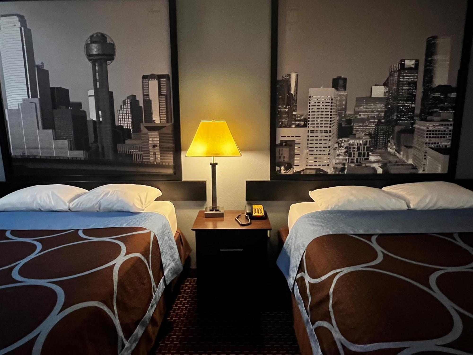 Super 8 By Wyndham Center Motel Luaran gambar