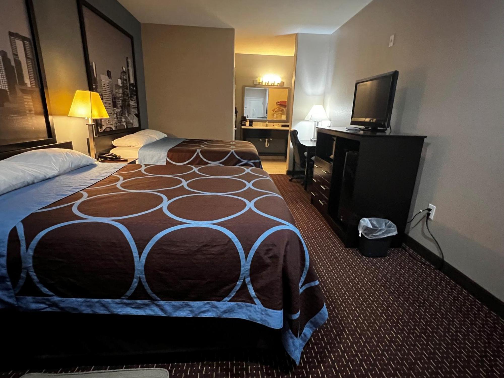 Super 8 By Wyndham Center Motel Luaran gambar
