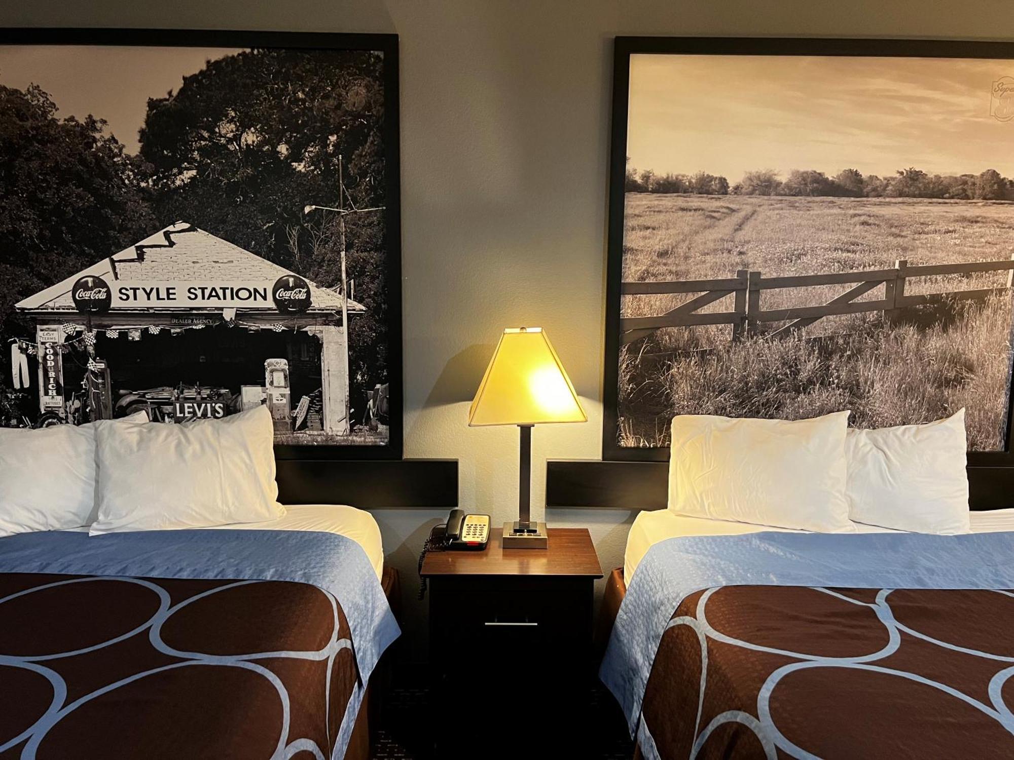 Super 8 By Wyndham Center Motel Luaran gambar